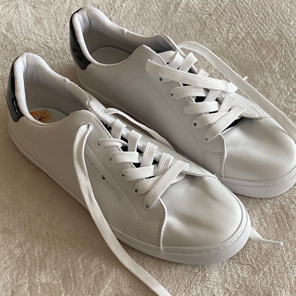 Tommy Hilfiger White and Black Men's Sneakers - Picture 1 of 14
